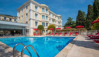 hotel-carlton