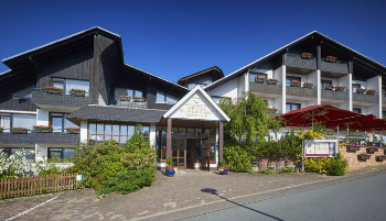 csm-Hotel-Eimberg-01-Aussenansicht-e28ea17054