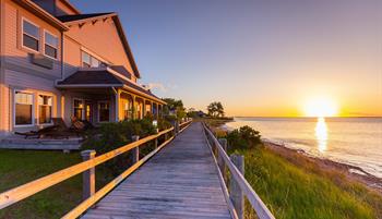 Northport Pier Inn