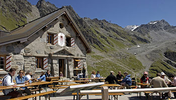 Cabane-du-Mont-Fort---Switzerland