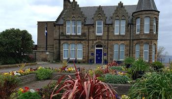 Struan House