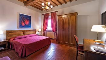 hotel-miravalle-san-miniato-Double-Twin-Room-with-view