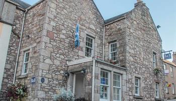 MeadhonGuestHouse1