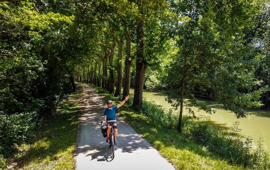 Cyclist on the Canal du Midi