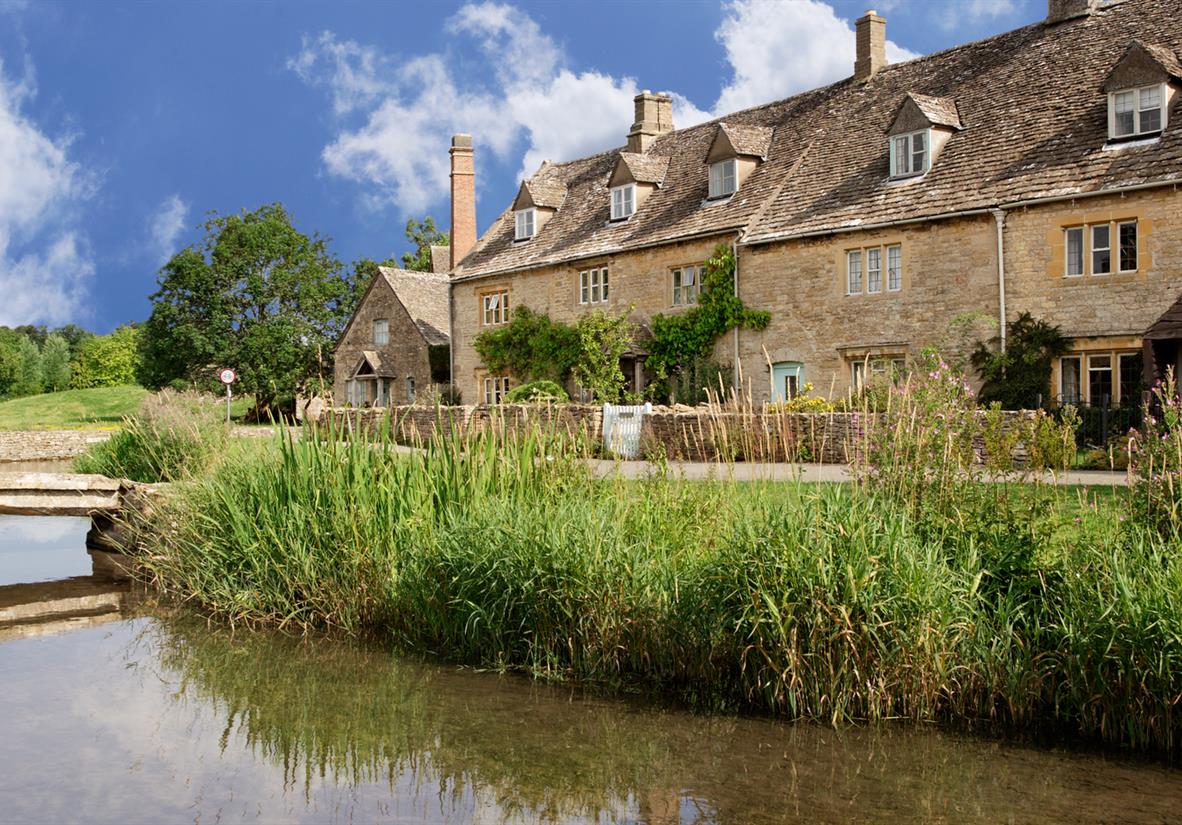 Peaceful riverside scenes in the Cotswolds