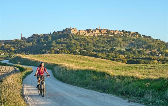 Views of Montepulciano cycling