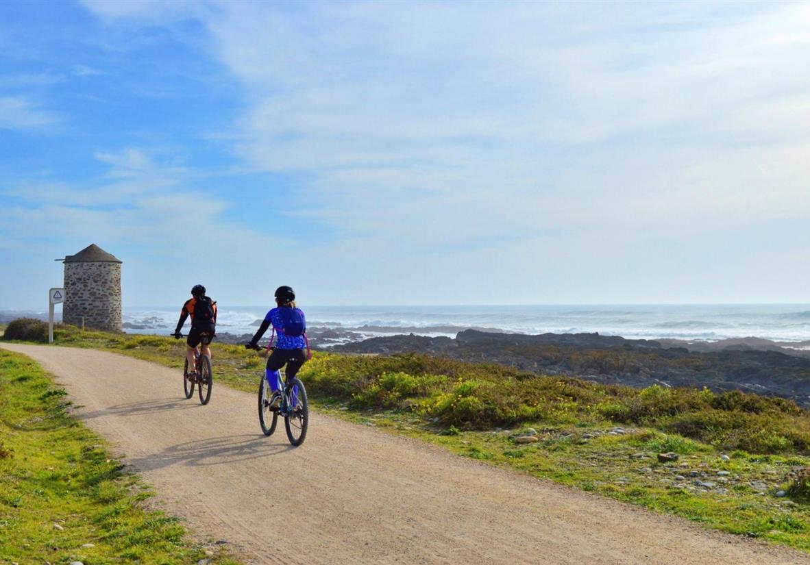 Cycle along the Atlantic coast