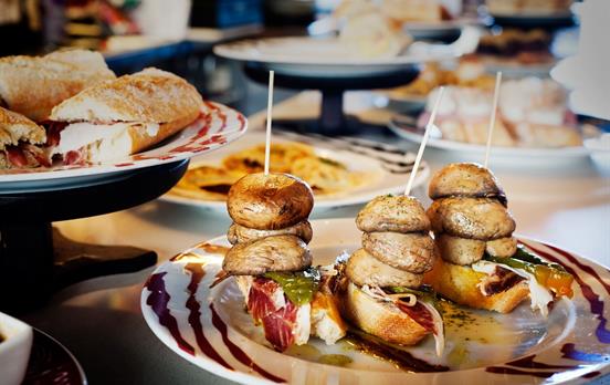 Enjoy a tapas tour in Logrono