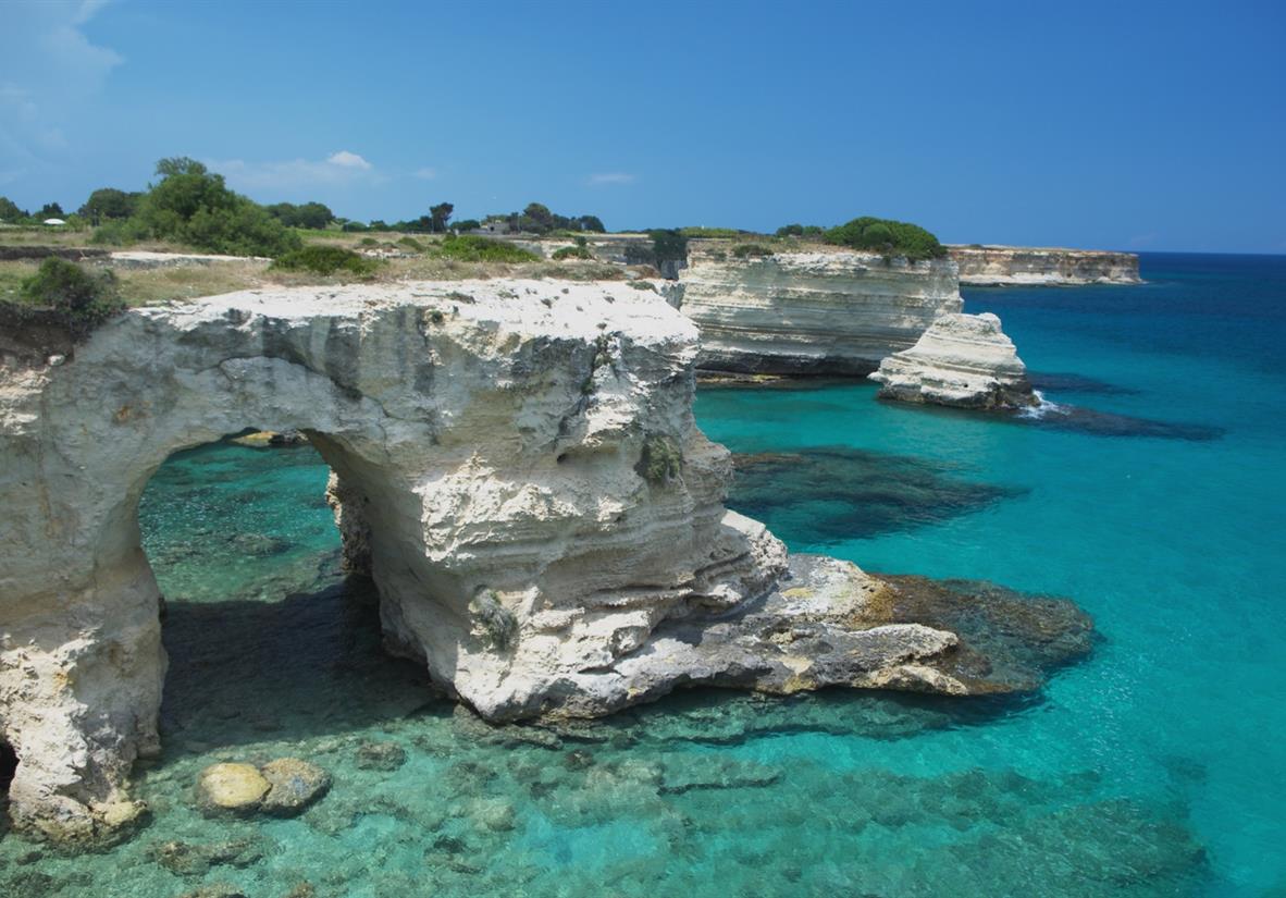 The sea arch at Fragoli