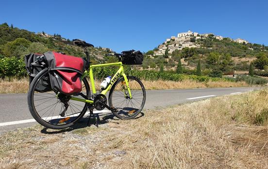 Loop ride to Gordes and Goult