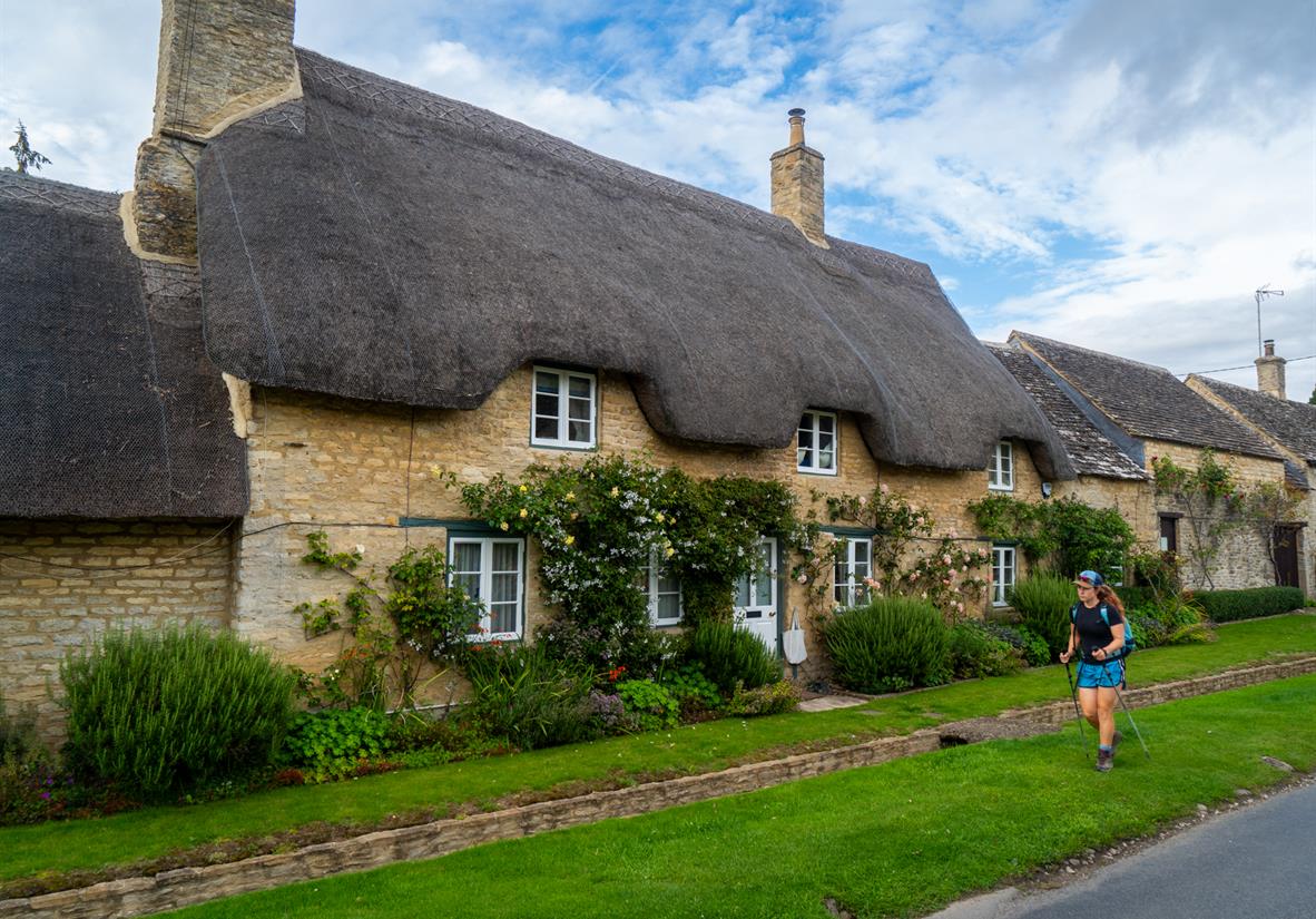 Thatched cottage in Minster Lovell