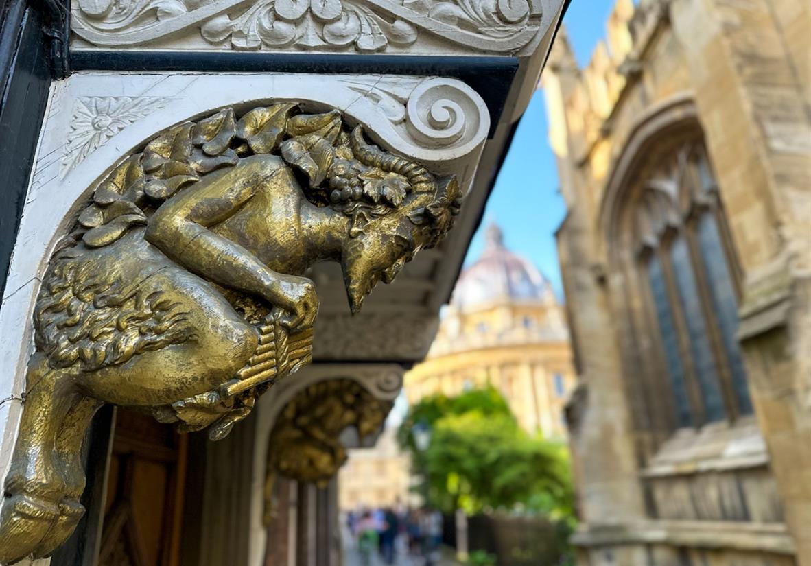 Explore every nook and cranny of Oxford University
