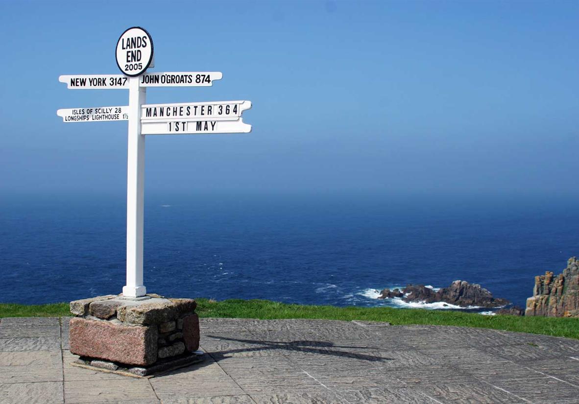 Land&apos;s End