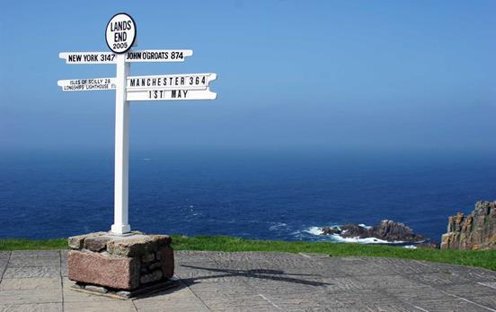 Land&apos;s End