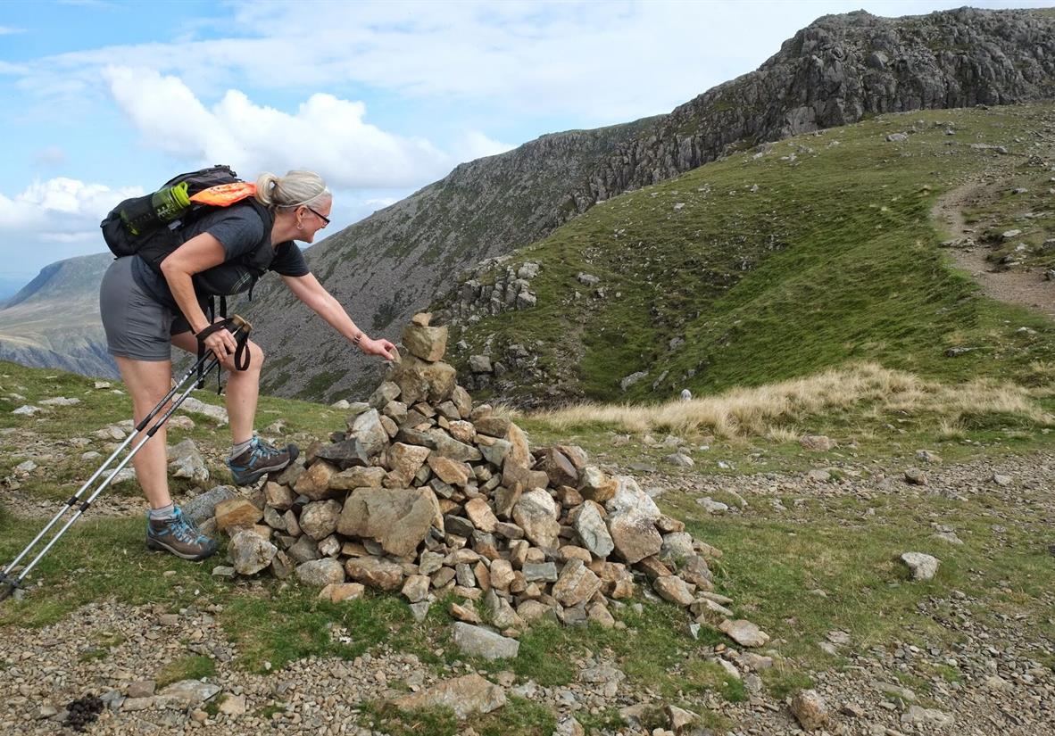 Cairn stones