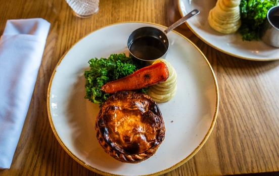 Eat top notch pub food