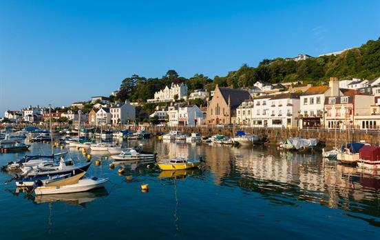 Der bunte Hafen von St Aubin