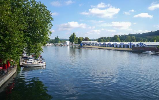 Sonnenschein über der Themse