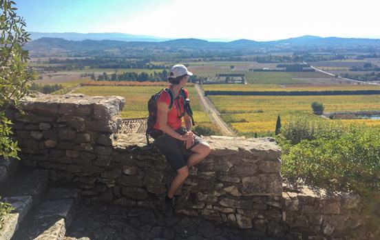 Weite Blicke über grüne Täler