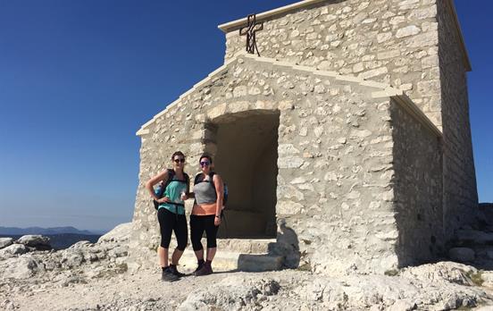 Kapelle auf den Sainte Baume Bergen
