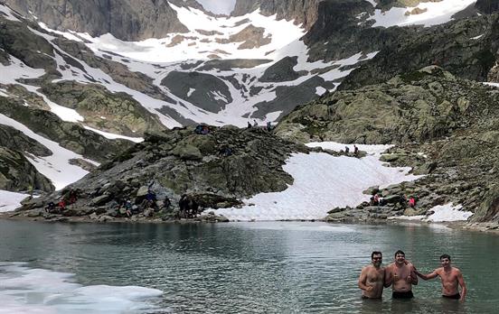 Some brave hikers cooling down