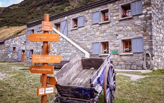Mountain hut on the TMB
