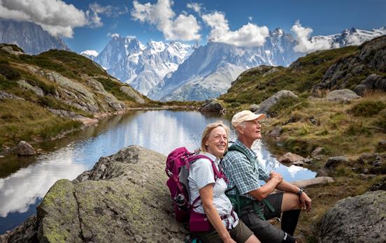 Hikers on a break on the TMB