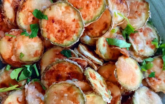 Greek fried courgettes