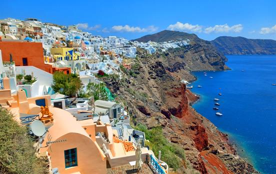 Views from Oia back to Fira