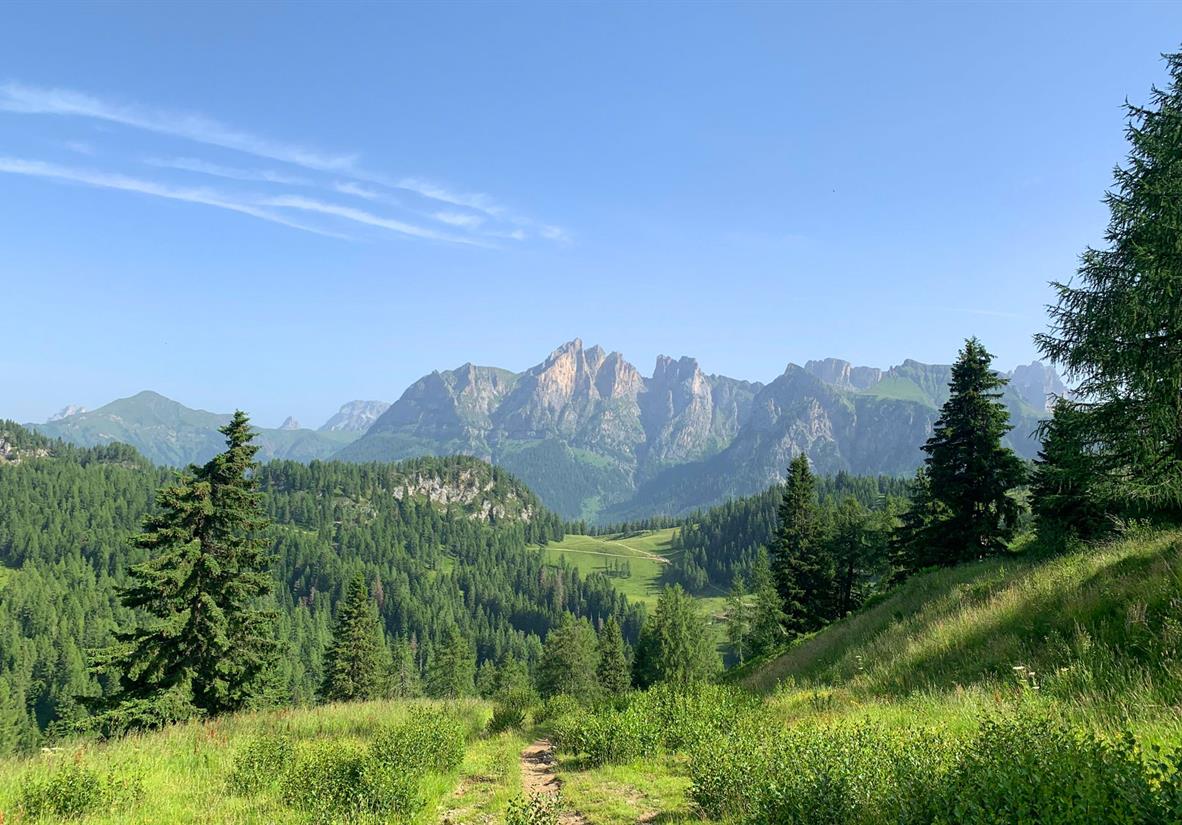On the way to Rifugio Coldai