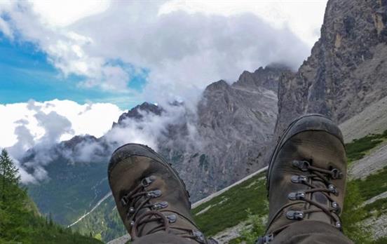 Taking a break on the Alta Via 1