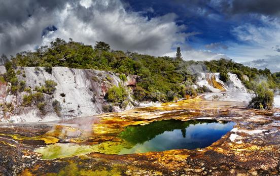 Orakei Korako Geyser and Thermal park