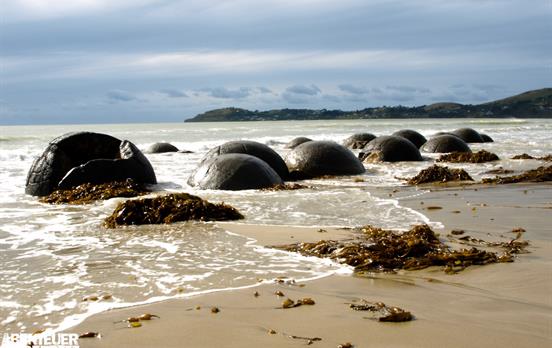 Moeraki Boulders