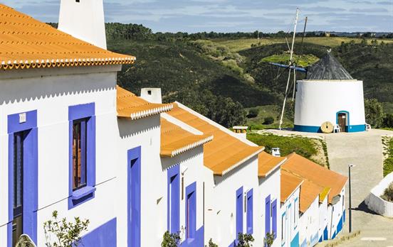 Das weiß getünschte Dorf Odeceixe