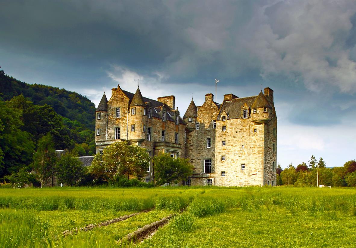 Castle Menzies