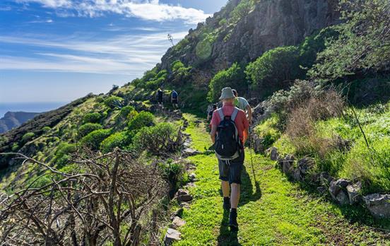 Um die Insel von Hotel bis Hotel