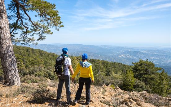 Wanderpaar im Troodos