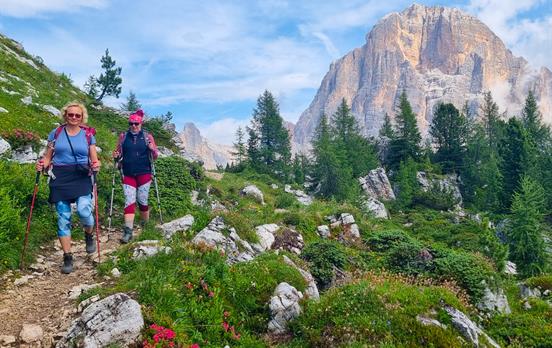 Auf dem Weg um die Cinque Torri