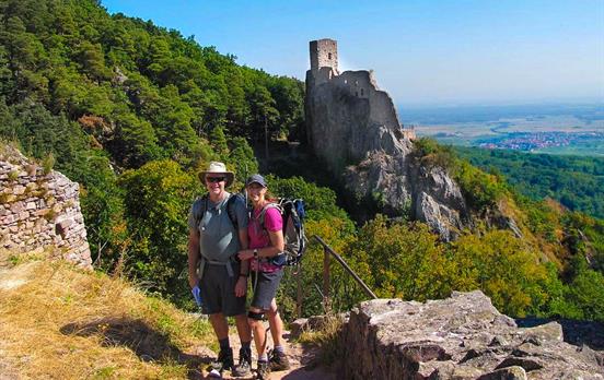 Photo stop in front of Geysberg Castle