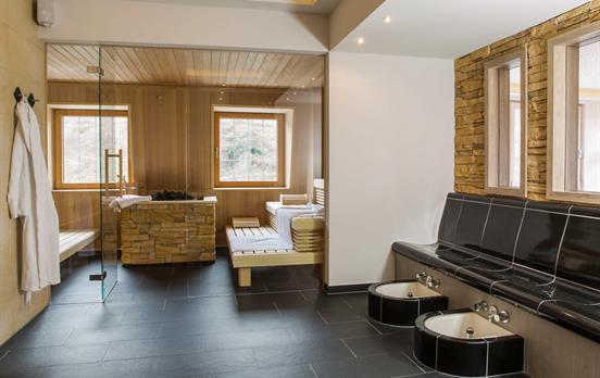 Ab in die Wellness-Oase ©Deutschherrenhof