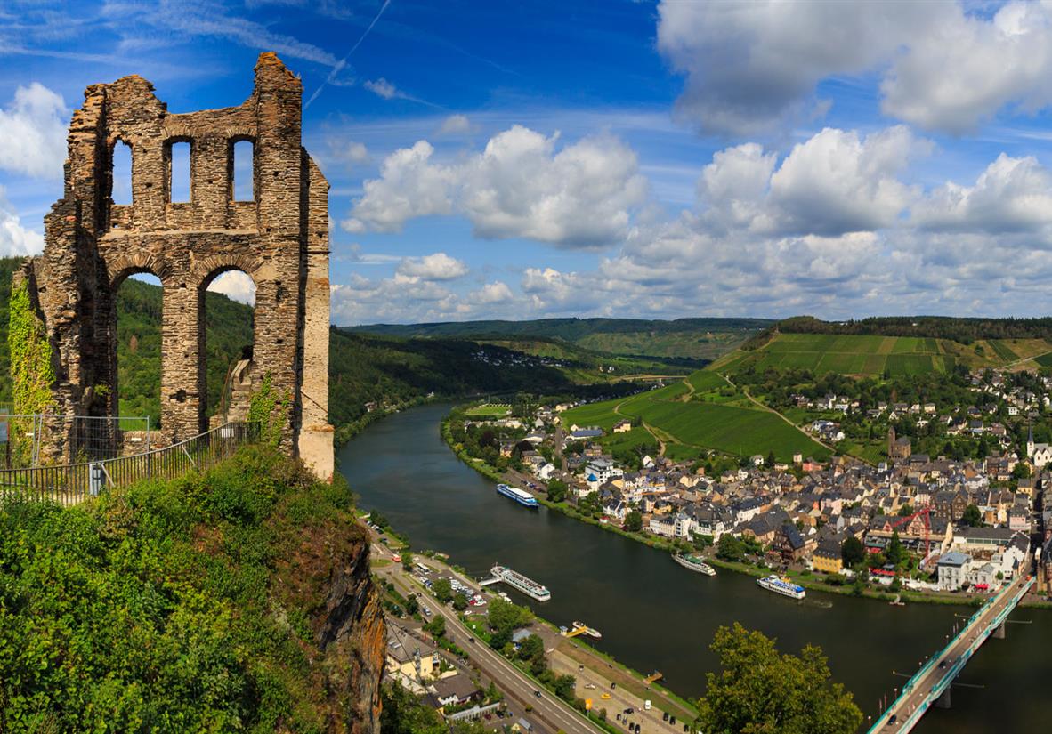 Die Grevenburg hoch über Traben-Trarbach