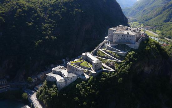© Valle d&apos;Aosta  Die Festung Bard