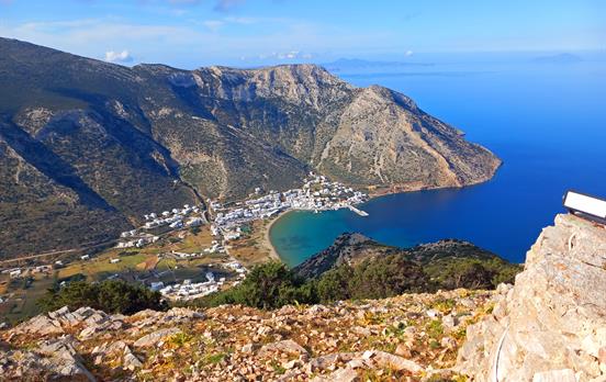 Ausblick auf Kamares