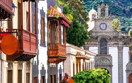 Bunte Straße in Teror