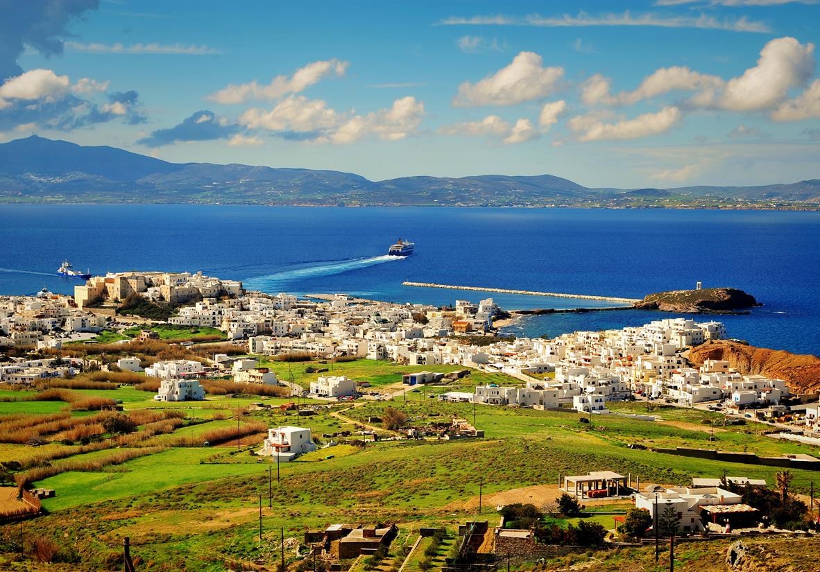 Insel Naxos mit Hafen
