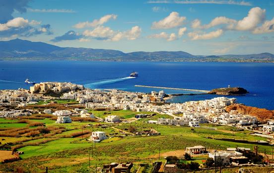 Insel Naxos mit Hafen