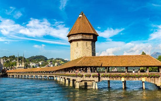 Explore Lucernes famous monuments