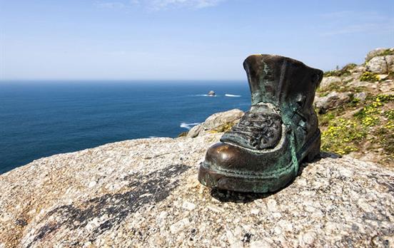 Monument dedicated to tradition of burning boots