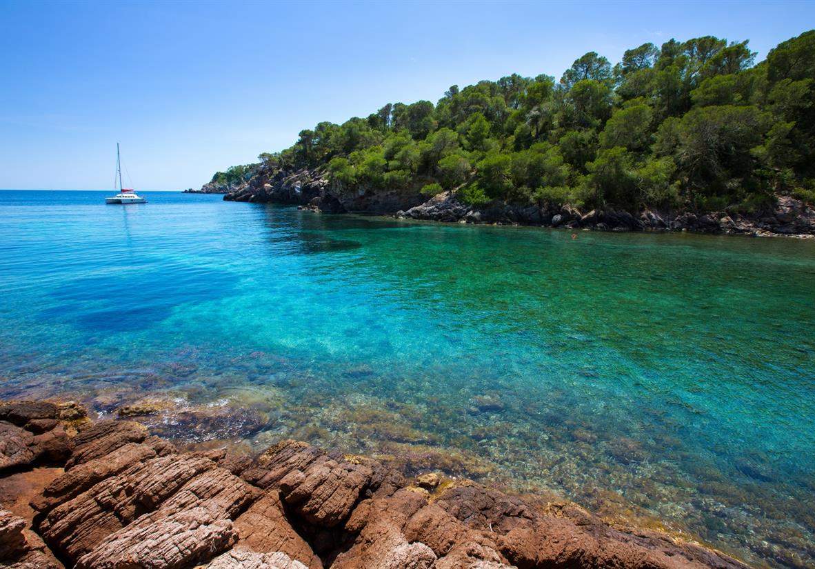 Azure-coloured waters of Cala Mastella