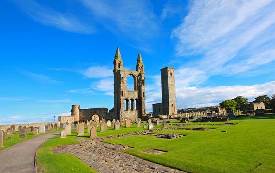 The cathedral ruins in St Andrews